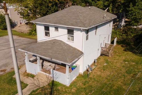 609 S Poplar St, Carbondale, IL, 62901-2730 | Card Image