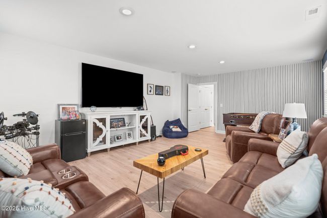 6151 Willow Glen Dr, House other with 5 bedrooms, 5 bathrooms and 2 parking in Wilmington NC | Image 49