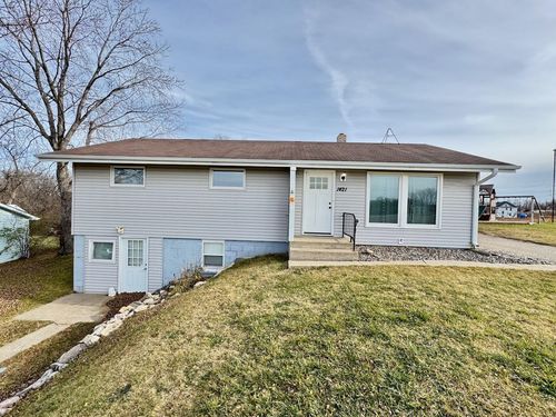 1421 S Mabelle Avenue, Fergus Falls, MN, 56537 | Card Image