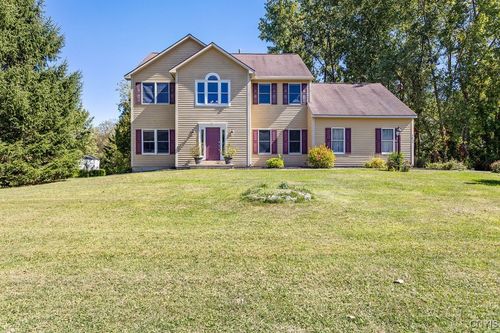 7899 E Ridge Pointe Dr, Fayetteville, NY, 13066-9518 | Card Image