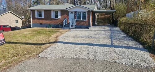 825 E Happy Hollow Dr, Clarksville, TN, 37040-4108 | Card Image