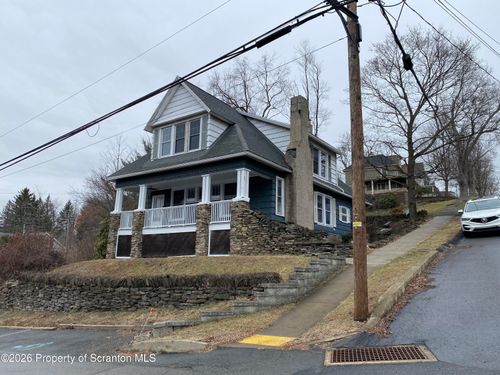 201 Stone Ave, Clarks Summit, PA, 18411-1558 | Card Image