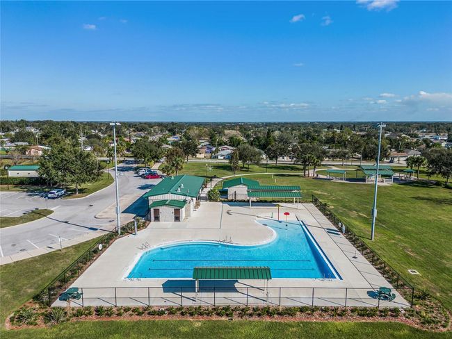 1063 Patriot Loop, House other with 4 bedrooms, 2 bathrooms and null parking in HAINES CITY FL | Image 48