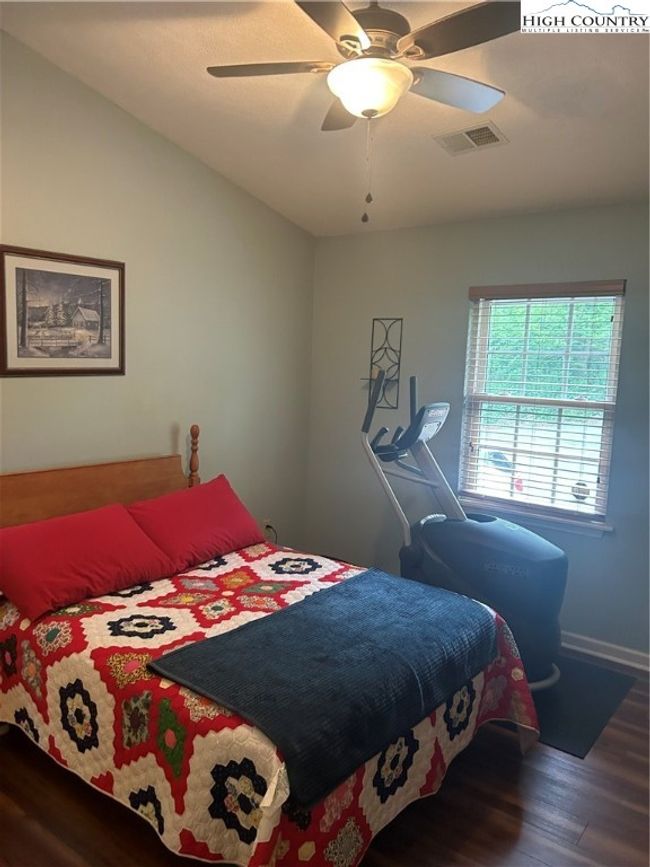 Bedroom 2 | Image 17