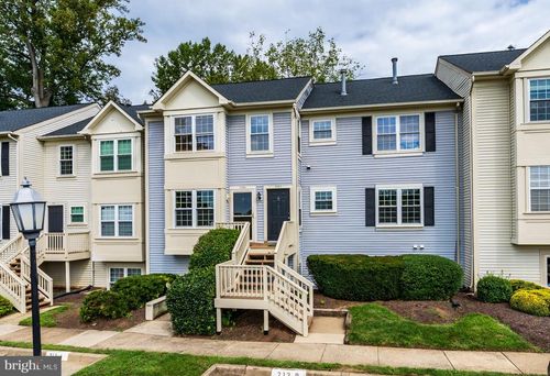 b-712 Cedar Crest Dr, WARRENTON, VA, 20186-2135 | Card Image