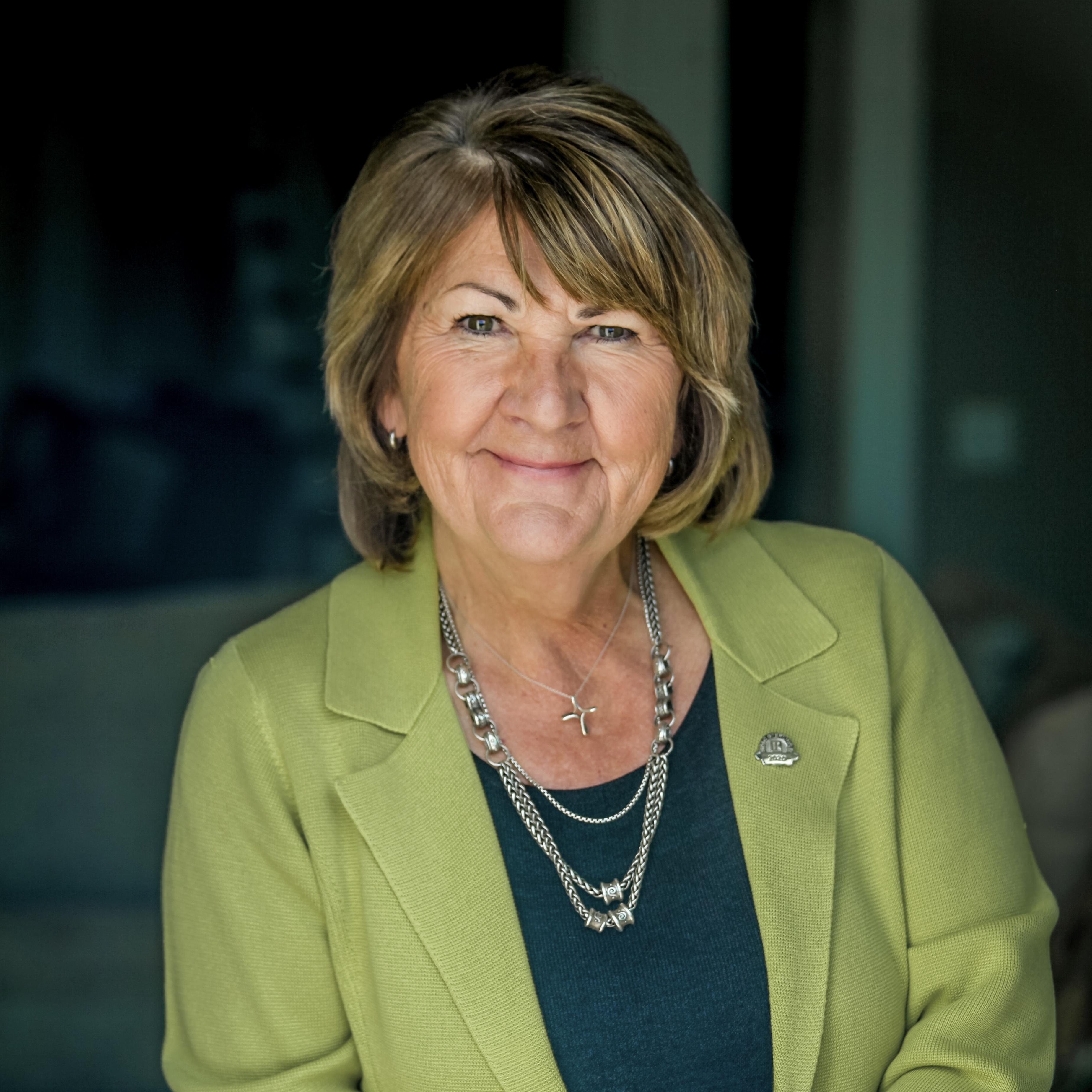 Gina Dubell-Smith