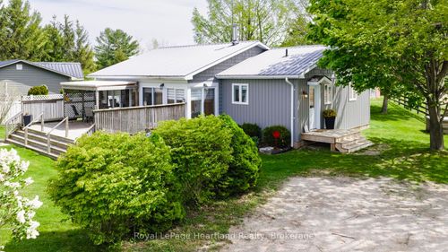 85375 Mackenzie Camp Rd N, Goderich, ON, N7A3X9 | Card Image