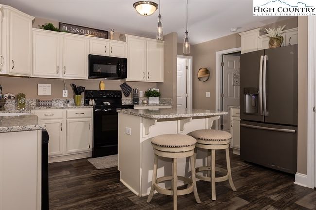 351 Colony Ln, House other with 3 bedrooms, 2 bathrooms and null parking in Purlear NC | Image 29