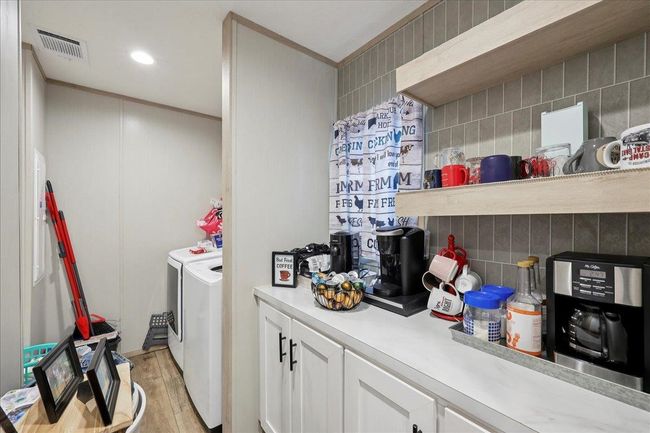 10320 Cravens Camp Rd, House other with 3 bedrooms, 2 bathrooms and null parking in Silsbee TX | Image 12