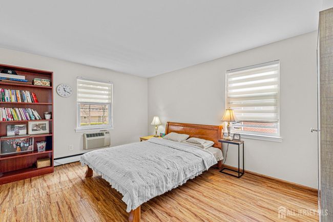 22 York Dr, Home with 1 bedrooms, 1 bathrooms and null parking in Edison NJ | Image 12