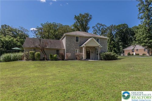 3256 Woodlea Rd, Orefield, PA, 18069-2437 | Card Image
