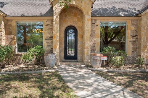 10301 Norfolk Ave, Lubbock, TX, 79423-5551 | Card Image
