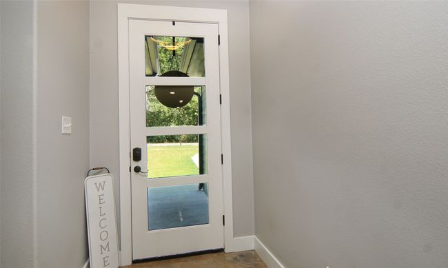 930 W Florence St, House other with 3 bedrooms, 2 bathrooms and null parking in Denison TX | Image 5