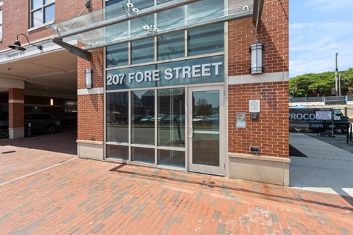 10-207 Fore St, Portland, ME, 04101-4873 | Card Image