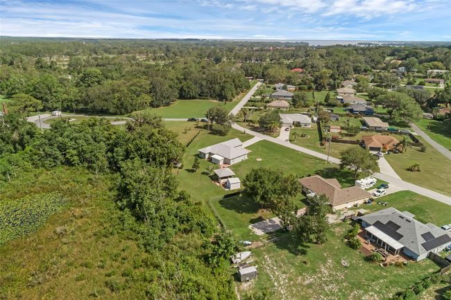 316 Dupont Cir, House other with 3 bedrooms, 2 bathrooms and null parking in HOWEY IN THE HILLS FL | Image 46