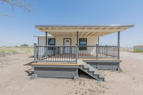 241 Bass St, Crane, TX, 79731 | Card Image