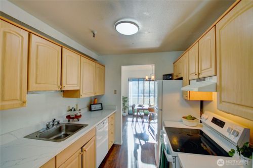 apt-138-18620 52nd Ave W, Lynnwood, WA, 98037-4522 | Card Image