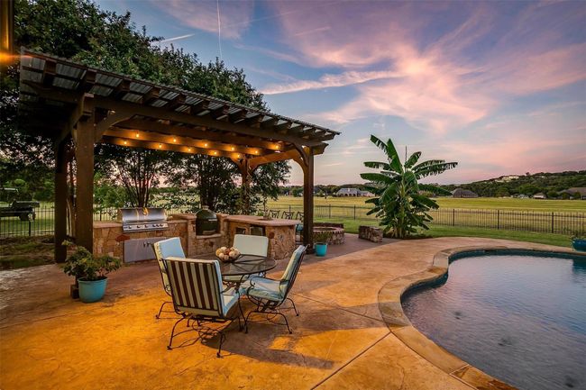 1204 E Scandinavian Ct, House other with 4 bedrooms, 4 bathrooms and null parking in Granbury TX | Image 7