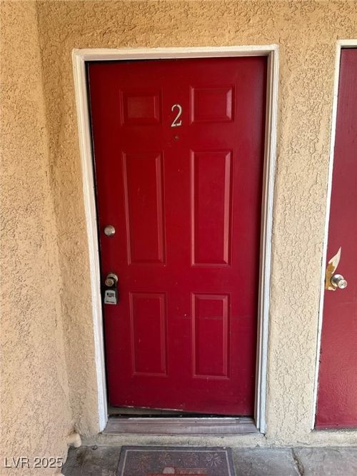 apt-2-2213 Jones Blvd, Las Vegas, NV, 89108-3320 | Card Image
