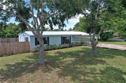 110 6th Ct Sw, Vero Beach, FL, 32962-3544 | Card Image