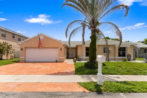 4000 Sw 72nd Dr, Davie, FL, 33314-3174 | Card Image