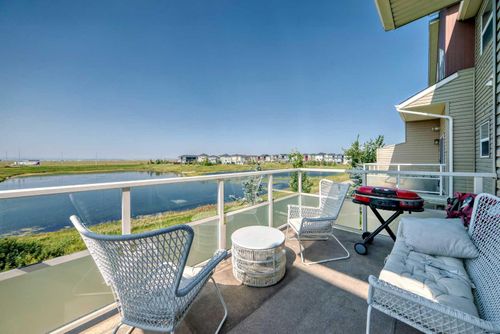 520 Redstone View Ne, Calgary, AB, T3N0M9 | Card Image