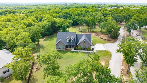 160 Oakwood Hills Dr, Paradise, TX, 76073-1500 | Card Image