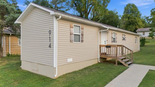 914 Renfrow St, West Plains, MO, 65775-2536 | Card Image