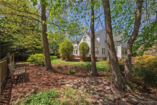 View of yard with fence | Image 41