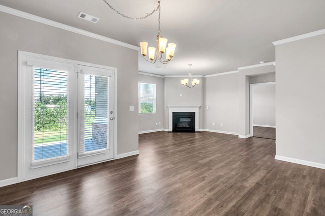 6872 Lake Overlook Ln, House other with 4 bedrooms, 2 bathrooms and 2 parking in Flowery Branch GA | Image 7