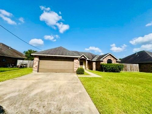 5525 Westchase Loop, Lumberton, TX, 77657-1138 | Card Image