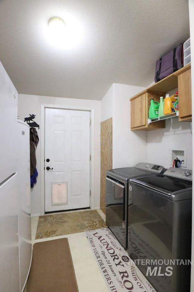 32290 Rice Rd, House other with 3 bedrooms, 2 bathrooms and 4 parking in Unity OR | Image 32
