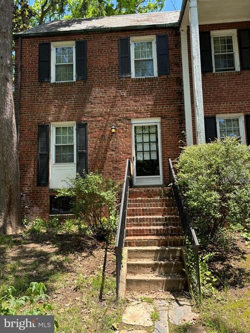 71 Commonwealth Ave, ALEXANDRIA, VA, 22301-2313 | Card Image