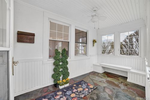 43 Archer Ave, White Plains, NY, 10603-3301 | Card Image