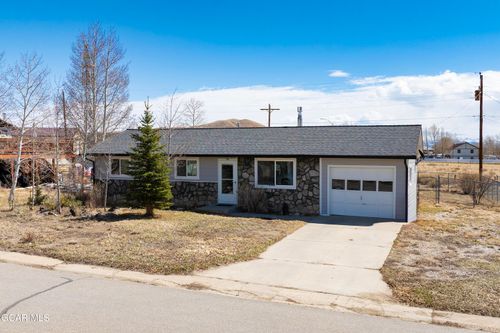 212 20th St, KREMMLING, CO, 80459-5050 | Card Image