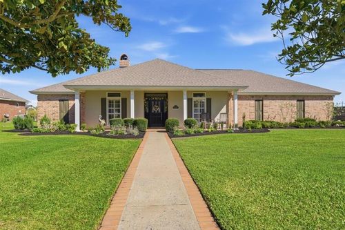 3146 Saint Andrews Dr, Lake Charles, LA, 70605-5939 | Card Image