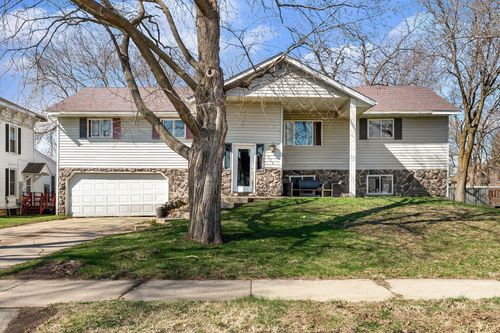 114 6th Ave Nw, Waseca, MN, 56093-2425 | Card Image