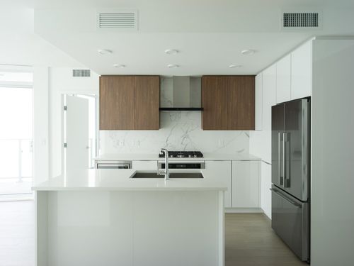 2402-7683 Park Cres, Burnaby, BC, V3N0J4 | Card Image