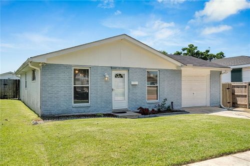 4137 W Loyola Dr, Kenner, LA, 70065-1613 | Card Image