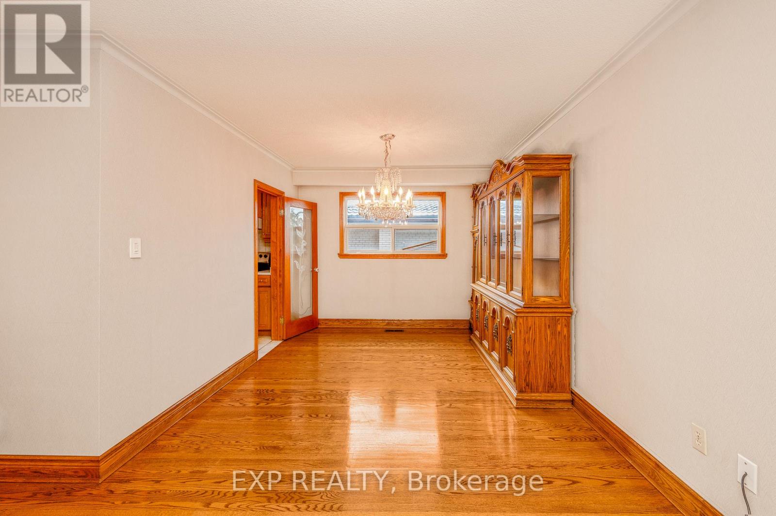 Residential in Toronto (Humbermede) 3