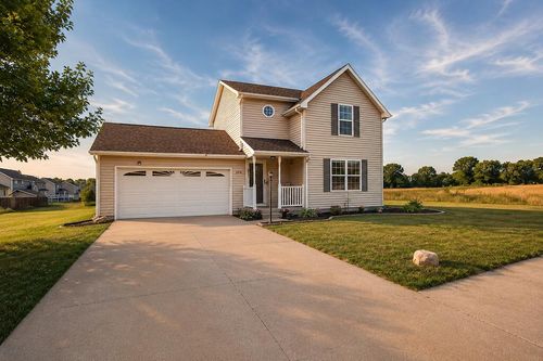 204 Walnut Crossing Dr, Walkerton, IN, 46574-9071 | Card Image