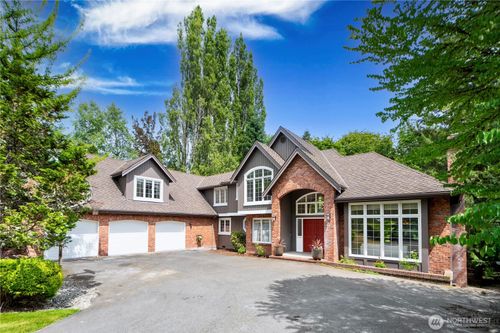 12914 182nd Avenue Ne, Redmond, WA, 98052 | Card Image