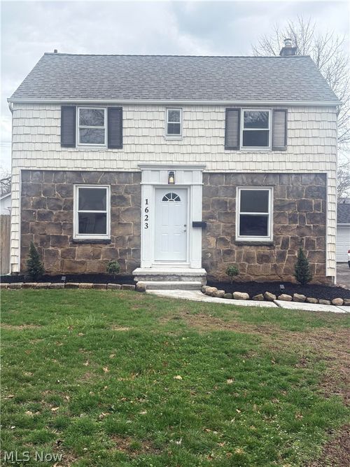 1623 23rd St, Cuyahoga Falls, OH, 44223-1001 | Card Image