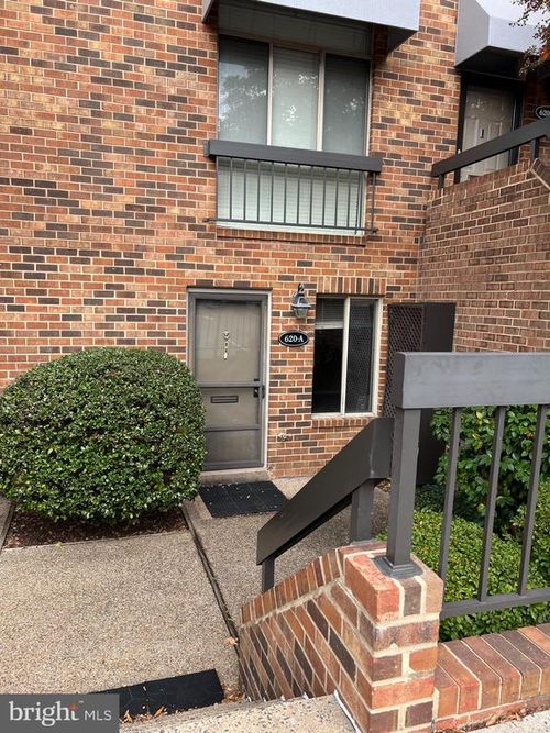 1-620 15th St S, ARLINGTON, VA, 22202-5587 | Card Image
