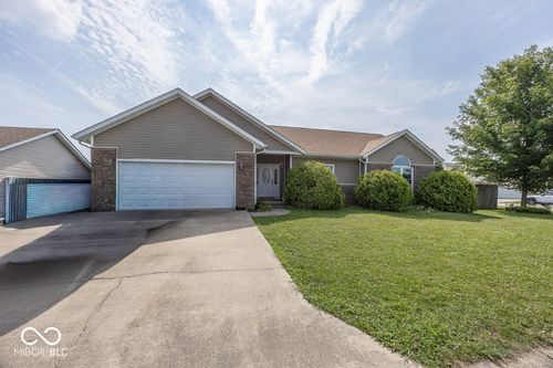 1020 Creek Dr, Greensburg, IN, 47240-2923 | Card Image