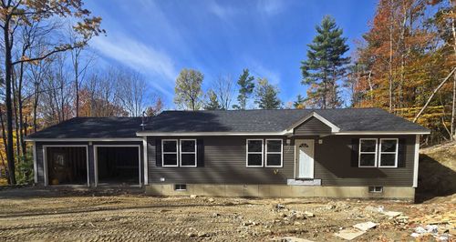 76 Mullen Drive, Pittsfield, NH, 03263 | Card Image