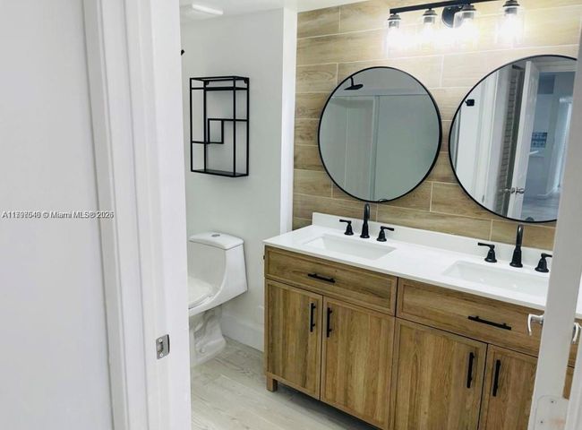 APT-130 - 2600 University Dr, Condo with 3 bedrooms, 2 bathrooms and null parking in Davie FL | Image 8