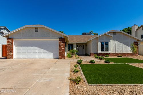 5026 E Dallas St, Mesa, AZ, 85205-6446 | Card Image