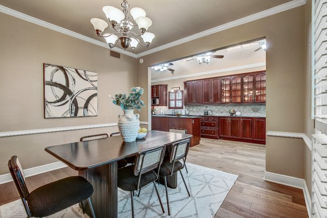 Dining room directly off the kitchen | Image 11