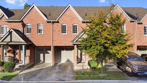 22-233 Duskywing Way, Oakville, ON, L6L0C5 | Card Image